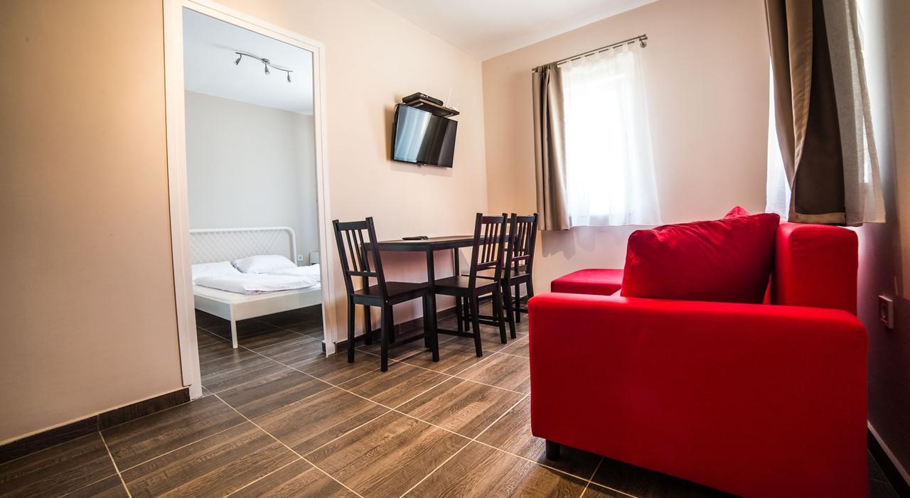 Tulipan Apartman Eger Exterior photo